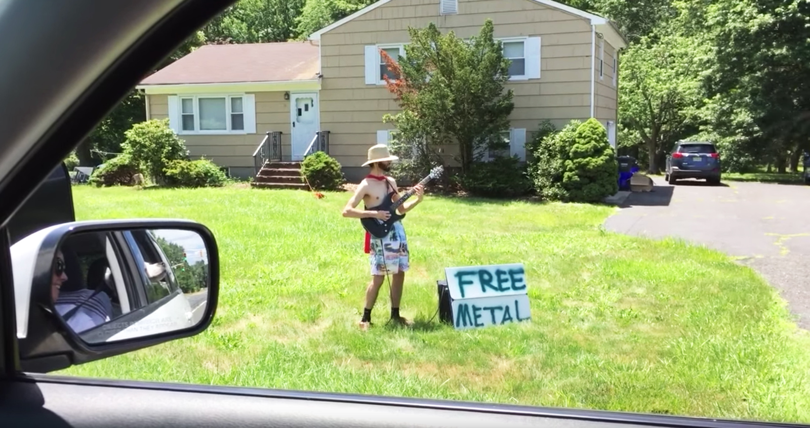 Nachbar spielt Metal